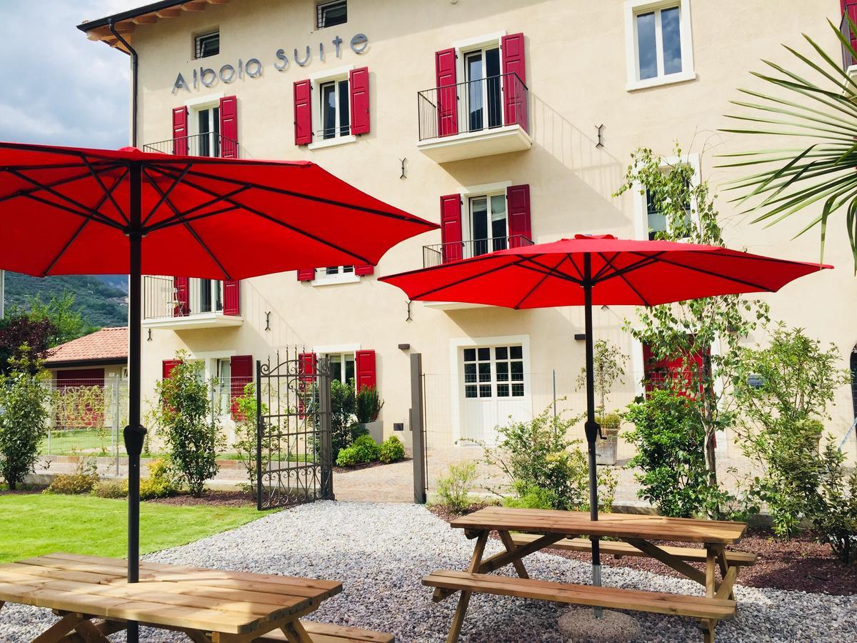 Albola Suite Holiday Apartments Riva del Garda Exterior foto